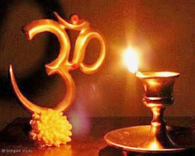 Aum (OM)